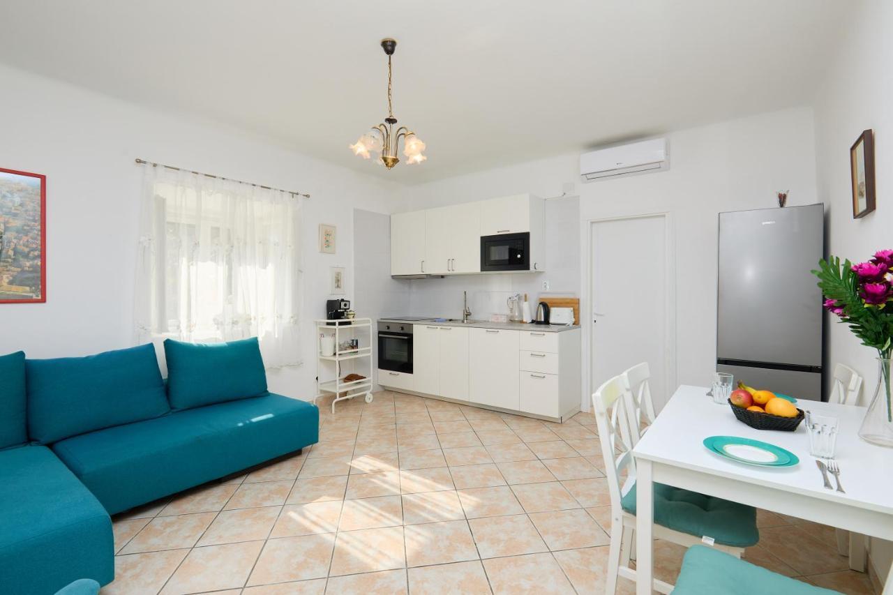 Apartment Villa Ahava Garden Ragusa Esterno foto