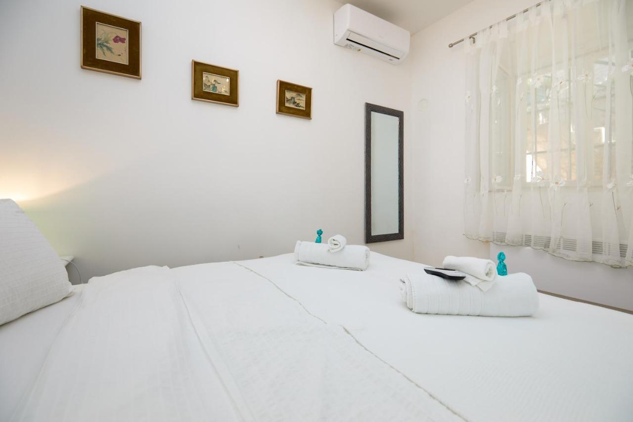 Apartment Villa Ahava Garden Ragusa Esterno foto