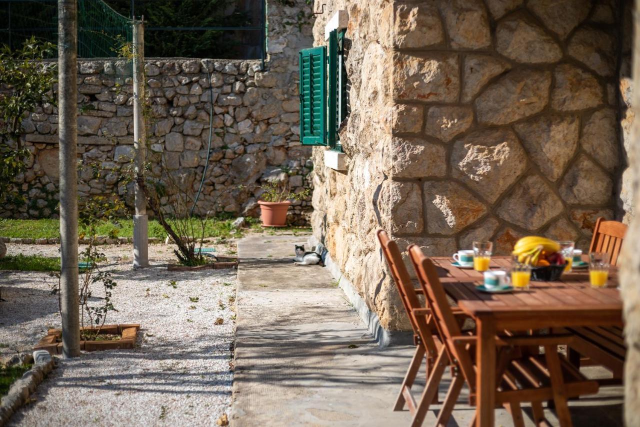Apartment Villa Ahava Garden Ragusa Esterno foto